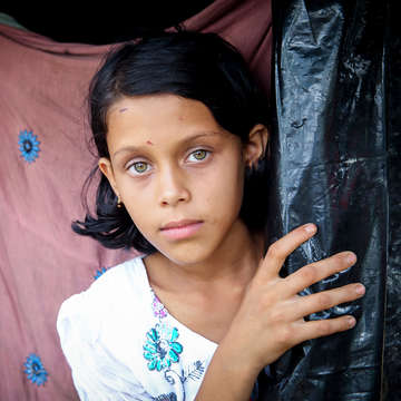 Just 10 years old, this girl fled Myanmar with her family when their village was attacked. They’re now living in a makeshift camp in Cox’s Bazar district, Bangladesh. Children account for some 60% of the Rohingyas who've arrived in Bangladesh since the sudden and rapid escalation of violence in Myanmar. 
