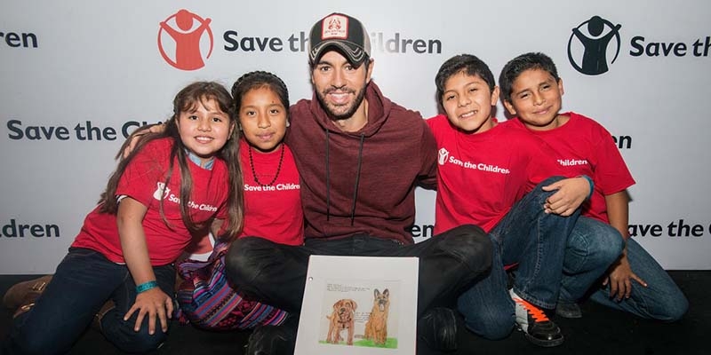 Grammy Award-winning artist Enrique Iglesias has teamed up with Save the Children to raise awareness and funds to provide immediate relief to children after natural disasters and has visited with kids, parents and staff from our programs in the U.S., Guatemala and Mexico.