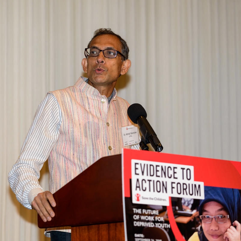 Dr. Abijit Banerjee, Save the Children board member, delivers the keynote address at Evidence to Action: The Future of Work for Deprived Youth, on September 24, 2018 in Washington DC. Photo credit: Save the Children 2018.